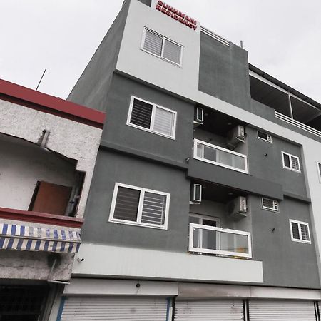 Отель Oyo 60577 Sukhmani Residency Индаур Экстерьер фото