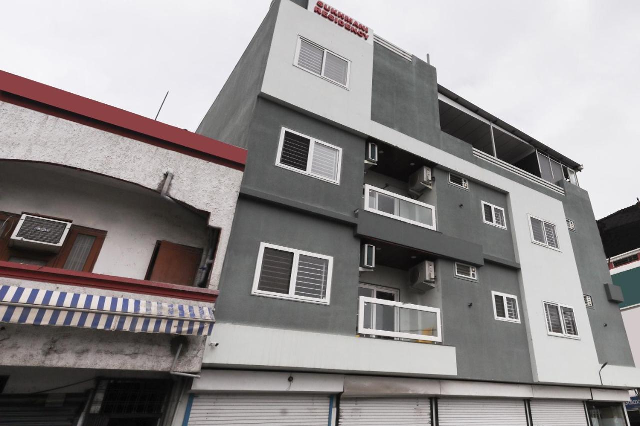 Отель Oyo 60577 Sukhmani Residency Индаур Экстерьер фото
